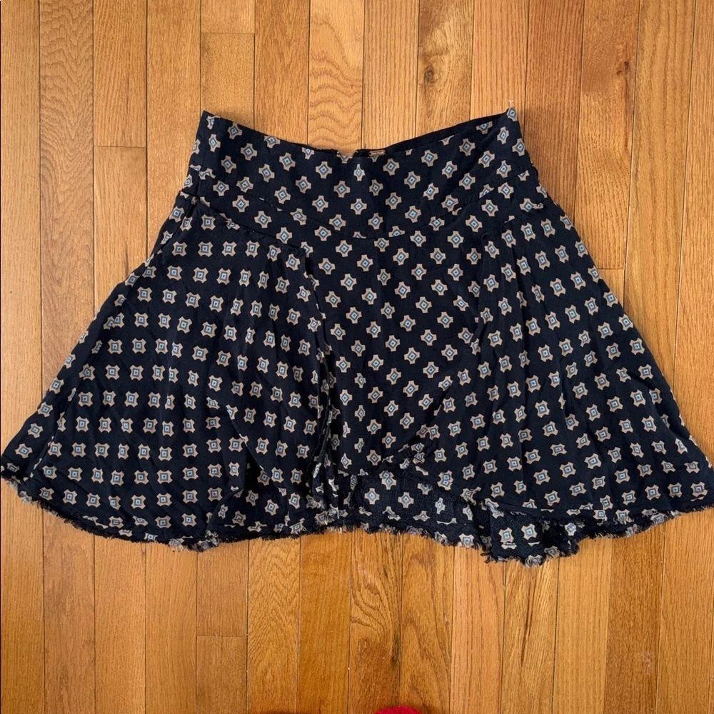 Free People Skater Skirt Size 4 or Size Small Lined Boho New York Asymmetrical - Picture 2 of 10
